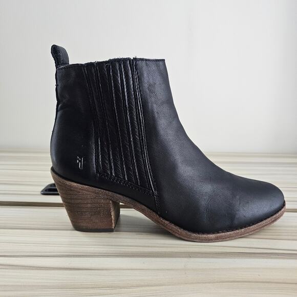 Frye Alton Black Leather Chelsea Boots Size 7.5 - Picture 2 of 8